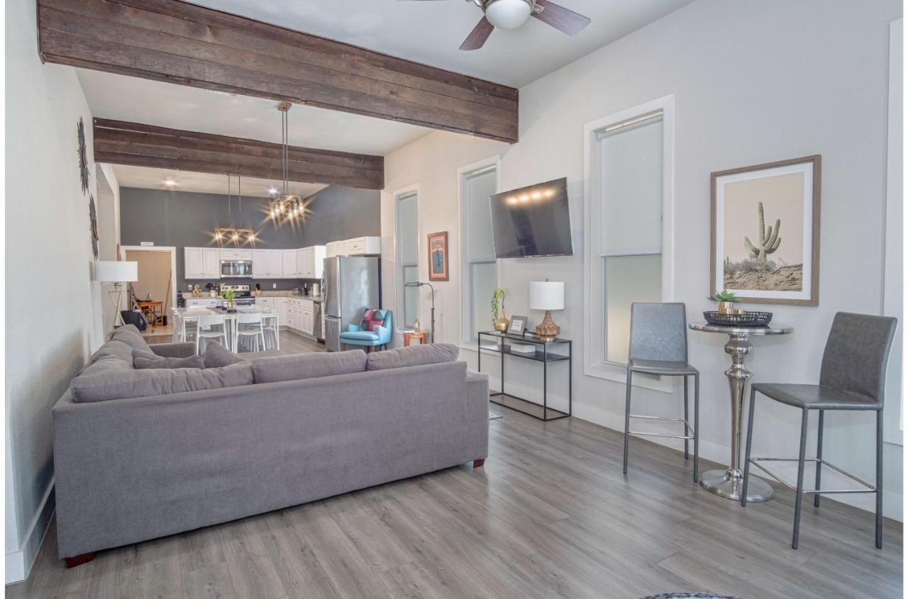 Gorgeous Family-friendly Near Downtown Holiday home San Antonio
